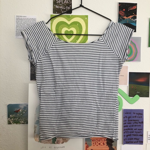Hollister Striped Off the Shoulder Top - Picture 3 of 3